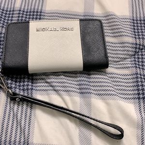 Michael Kors wallet